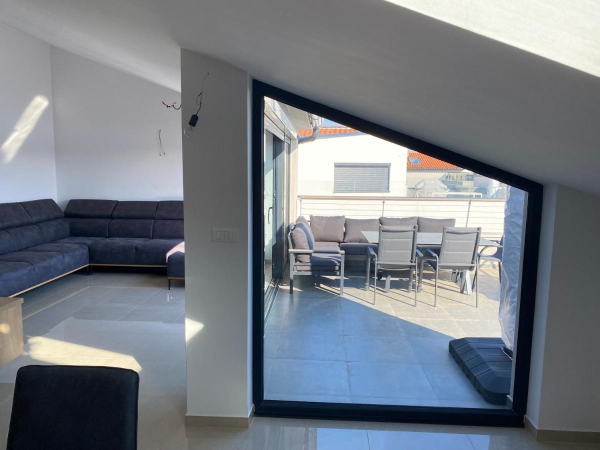 메덜린 Penthouse Sunset 아파트 외부 사진